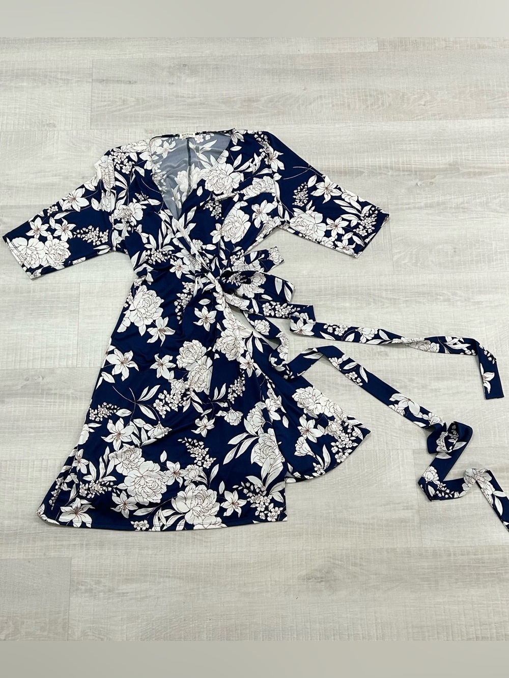 Kiyonna Navy and White Floral Wrap Midi Dress with V Neck and quarter sleeve 3X